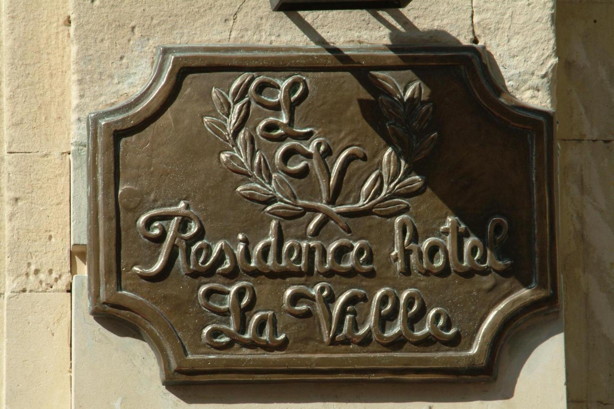 Hotel La Ville Catania-Fontanarossai nemzetközi repülőtér Kültér fotó